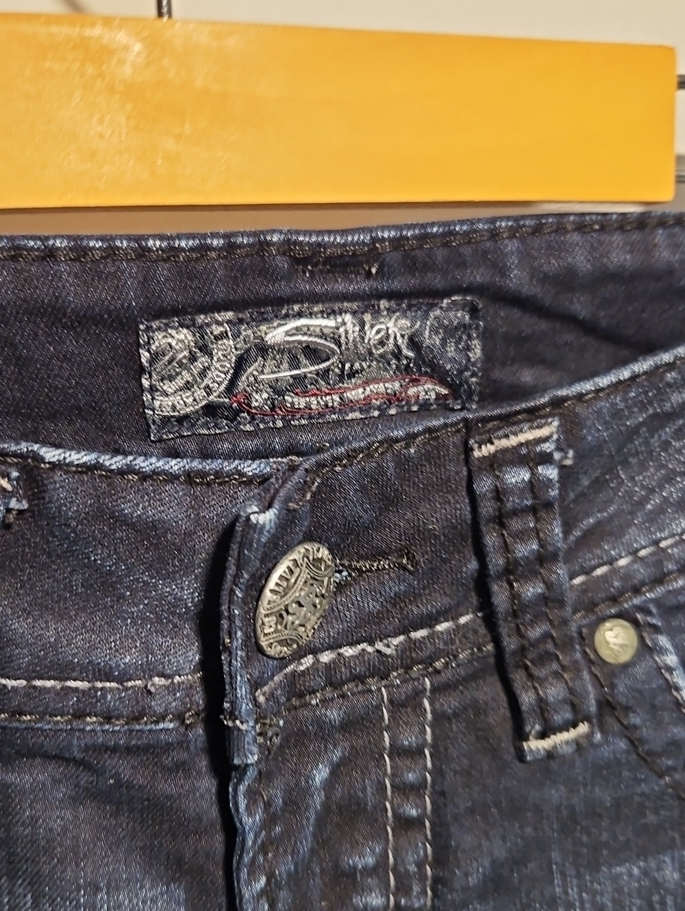 Silver Jeans  90s Slim Dark Indigo Jeans